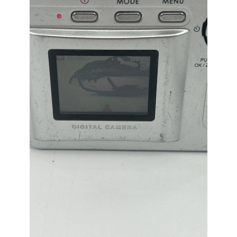 Vivitar ViviCam 3750 3.1 MP Digital Camera - Silver- Tested - Fast Shipping